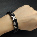 Brazalete-Aether-negra-modelo.jpg
