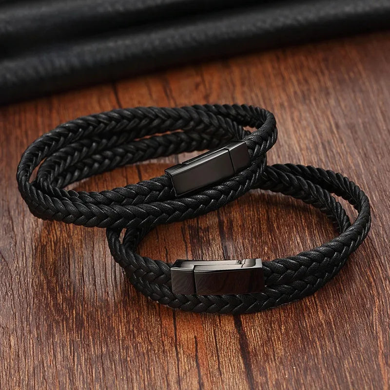 Brazalete-Ajax-negro-contexto.jpg