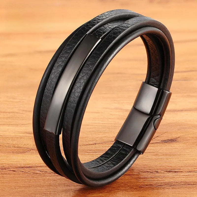 Brazalete-Desmos-negro-contexto.jpg