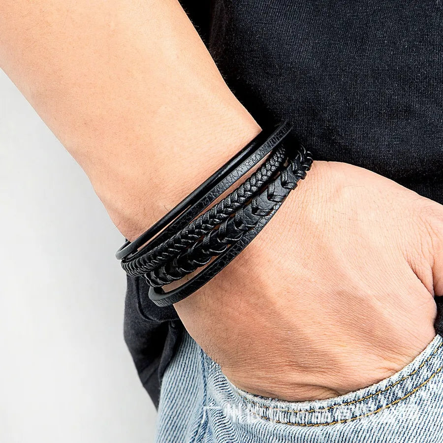 Brazalete-Dromos-negro-modelo.jpg