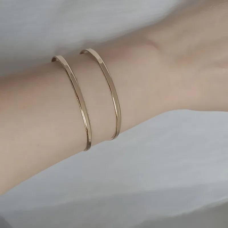 brazalete-hecate-dorado-lifestyle.jpg