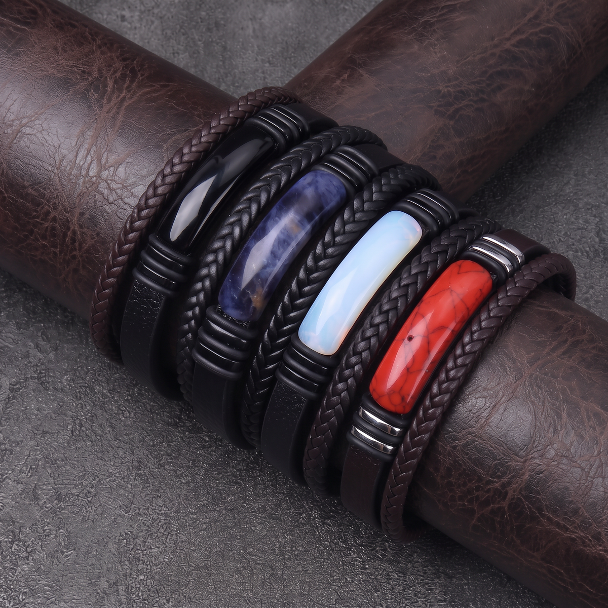 Pulsera_Nexo_en_montaje_y_variedad.jpg