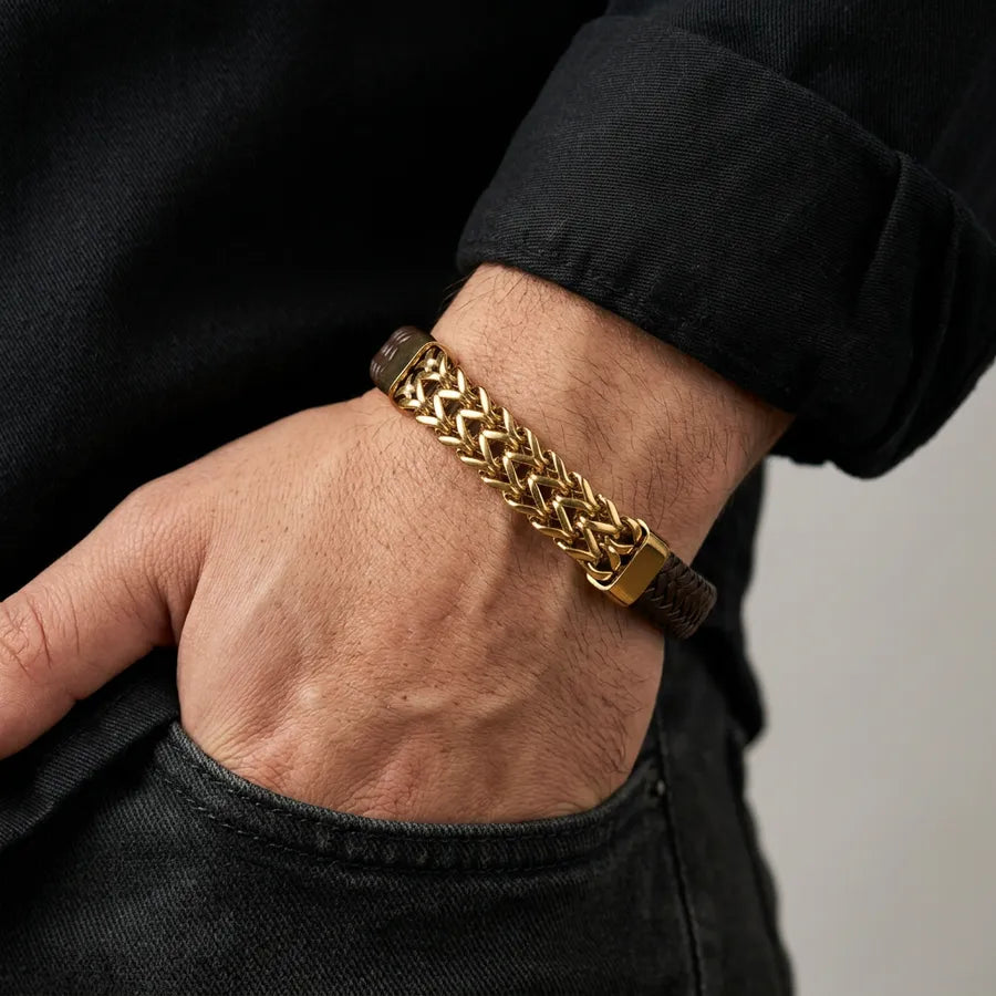 Pulsera_Trama_Nyra_usada_en_modelo.png