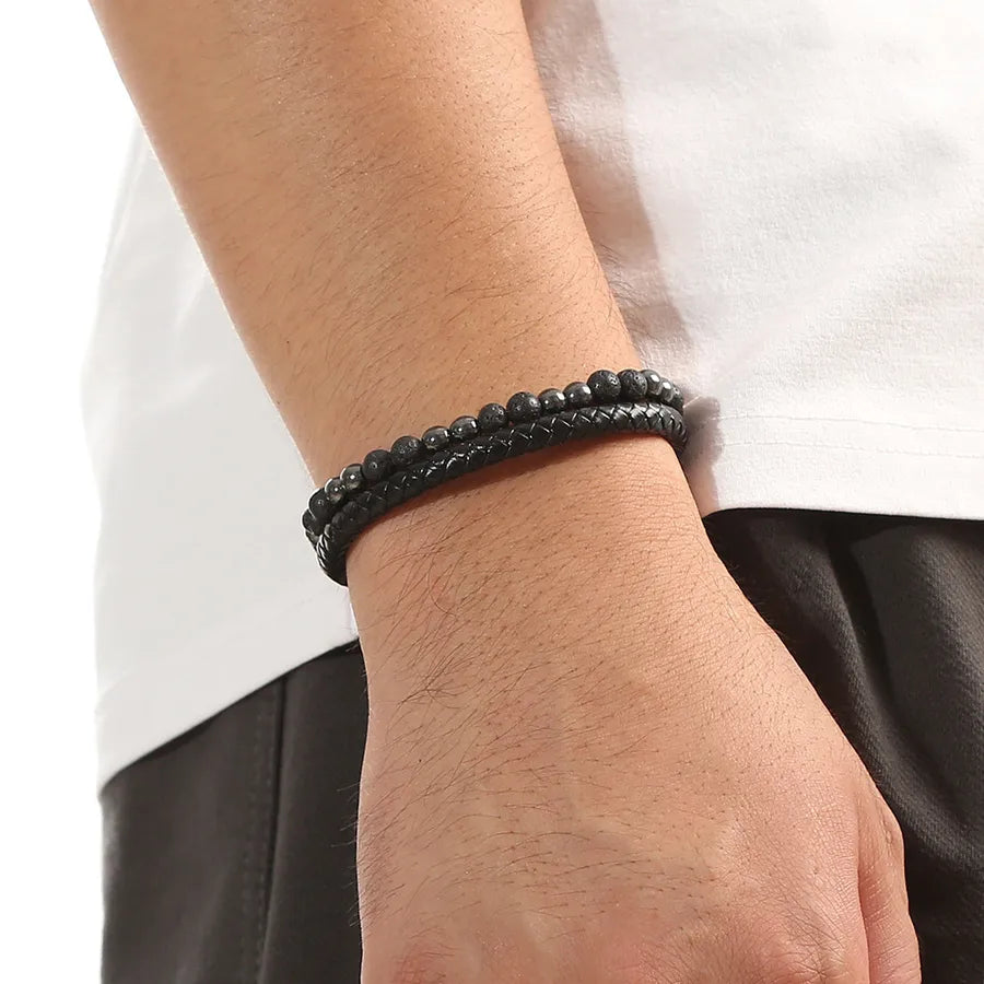 Pulsera_raiz_doble_dark_Nyra_en_modelo.jpg