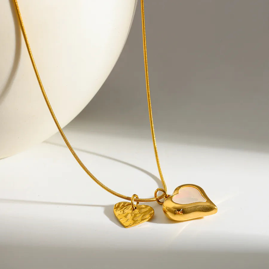 collar-astra-toma--frontal-corazon.jpg
