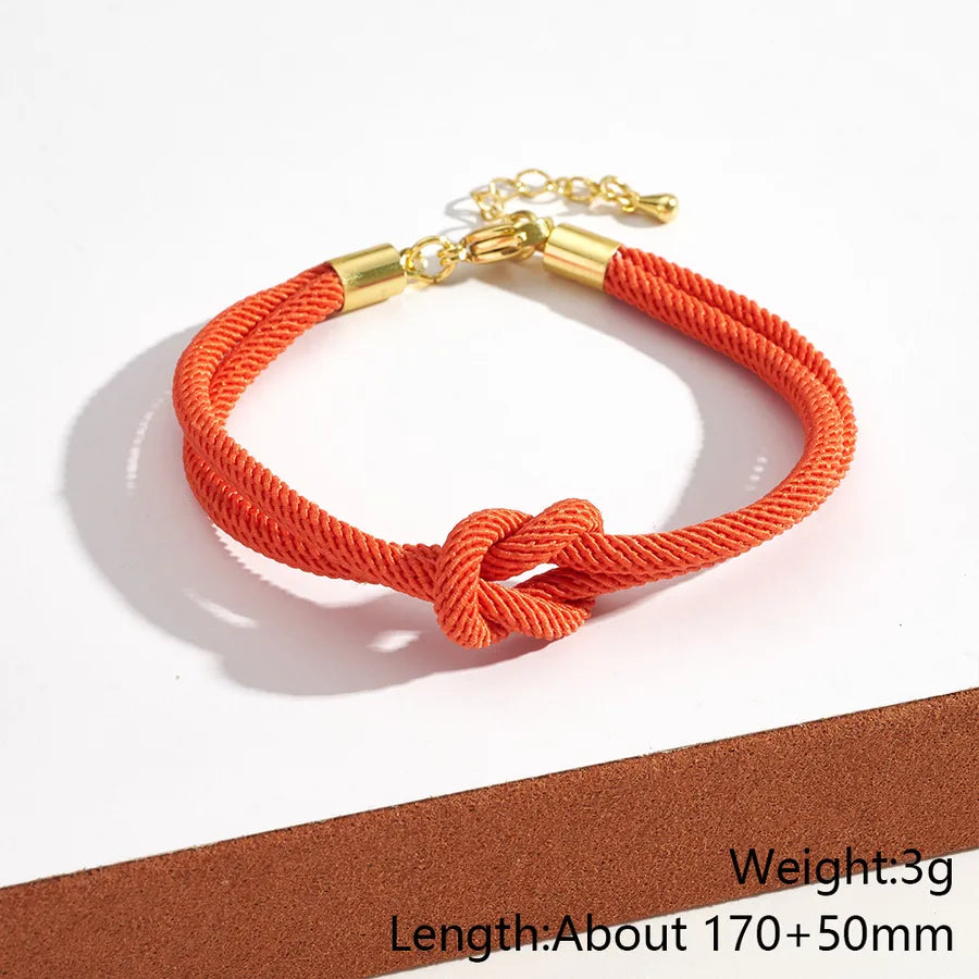 pulsera-moira-ambar-tomafrontal.jpg