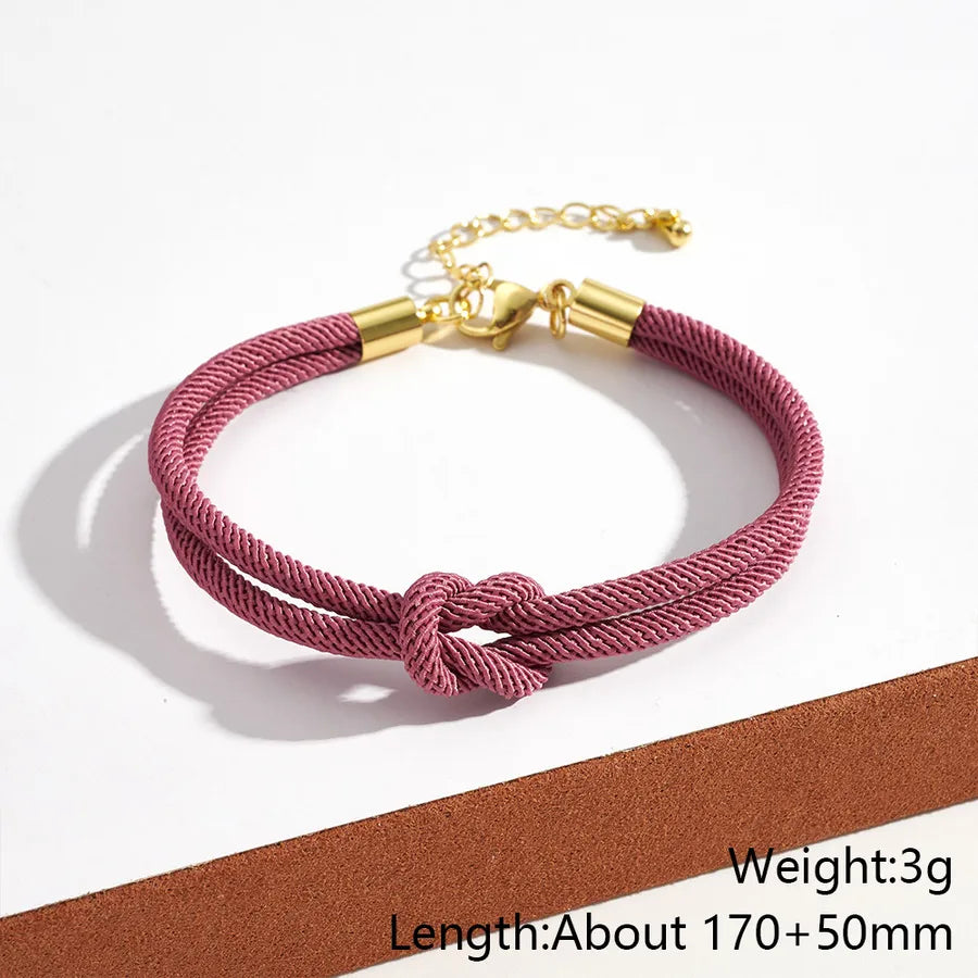 pulsera-moira-rosacuarzo-tomafrontal.jpg